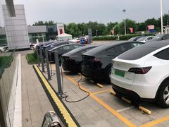 -TESLA 特斯拉(北京南四环中路特斯拉中心)