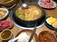 -贵厨酸汤牛肉(花果园国际中心店)
