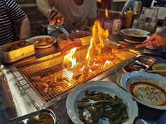 -马路牙子烧烤音乐酒馆(望京店)