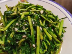 -闯关东东北农家菜(崂山石老人店)