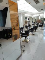 -CUT CUT Hair Salon