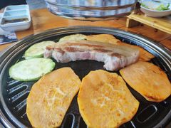 -唯成•韩国炭火烤肉 유성고기