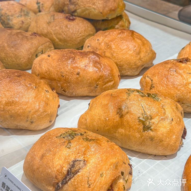 谁懂啊‼️这个马兰头恰巴塔真的是巨巨巨好吃