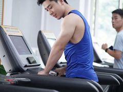 -超鹿运动(五四路恒力城店)