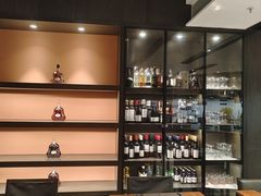 -星河吉酒店-BOND大堂吧·咖啡·简餐