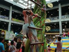 -蒙特利亲子乐园