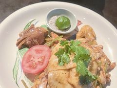 -大头虾越式风味餐厅(光明广场店)