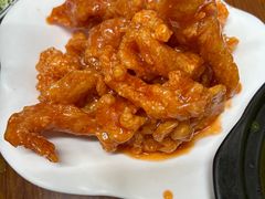 -胡子饮食店