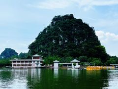 -星湖旅游景区七星岩