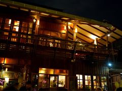 -Dash Teak House