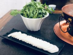鲜采甘甜白萝卜-清真·京华源铜锅涮肉(丰庆店)