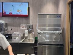 -瑞幸咖啡(梅花园地铁站店)