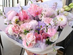 -梨媛花艺设计