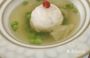 Bream Fish Meatballs with Bamboo Fungus in Clear Soup