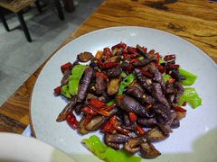 牛干巴炒鸡枞菌-云上千禾(水上店)