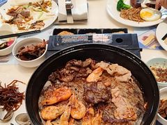 -舜耕山庄四时万和自助餐厅