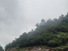 -安吉龙王山峡谷漂流