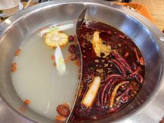 -黔哆哆地摊酸汤火锅(清湖店)