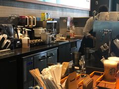 -星巴克(杭州湖滨银泰E区店)