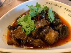 -临界音乐酒馆·小龙虾·江湖菜(华熙LIVE·鱼洞店)