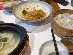 -馋三尺蟹粉小笼(人民广场店)