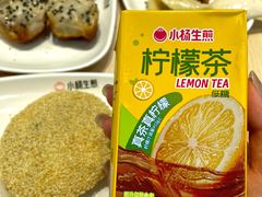 -小杨生煎(金山百联购物中心3楼店)