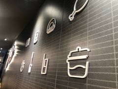 -肯德基(成都机场T2到达精选店)