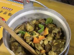 -隔壁老王·家常云南菜(花巷店)