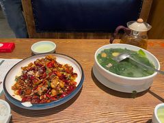 -佬湘楼·27年湘菜(天河都市广场店)