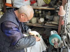 -静安寺修鞋修包修拉链