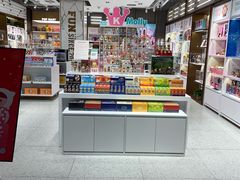 -泡泡玛特POPMART(蓝色港湾店)