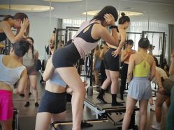 -无界瑜伽普拉提