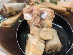 -新峰肉骨茶(总店)