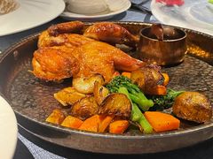 -弦月窗LUNETTE BY AMANDA(复兴路店)