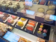 面包甜点陈列柜-陳磊蛋糕(巴黎店)