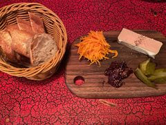 -羽深肉铺 Steak & Wine