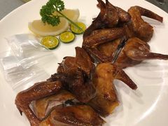 脆皮乳鸽-丰鲤楼•闽南茶楼(仟禧汇店)