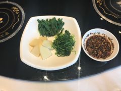 -黔蘑菇四季餐厅(观山湖店)