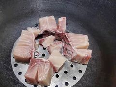 -老刘生态大鱼坊铁锅炖鱼(赛马场店)