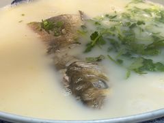 -南京金牛湖巨碗鱼头