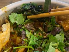 -丽丽三鲜螺蛳粉(田林路店)