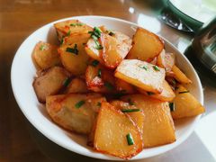 农家特色土豆-芦茨金富饭庄·25年老字号·专做稻草鸡