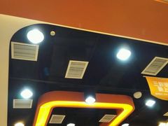 -呷哺呷哺(普陀乐购真北店)