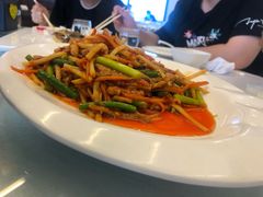 -赶海部落海鲜城(海阳路店)