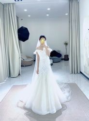 -禕·愫白婚纱商店