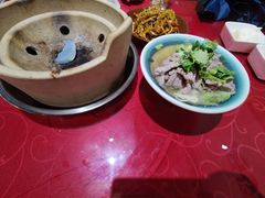 -冯烫烫跷脚牛肉·川菜小馆(武胜西街店)