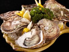 烟熏吉拉多生蚝配珍珠-鱼桥巷·美学川菜