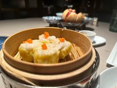 蟹黄小笼包-荣轩(新荣记环球金融中心店)