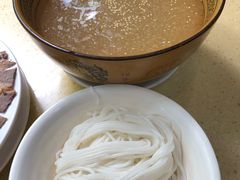 -桥香园云南过桥米线(金马碧鸡店)