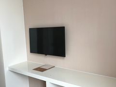 -维也纳酒店(苏州东方之门金鸡湖店)